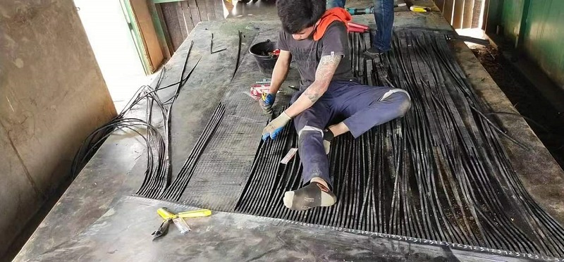 Ang Lokal na Thailand After-Sales Team ay Nagbibigay ng On-Site Steel Cord Conveyor Belt Splicing Service para sa Mining Client