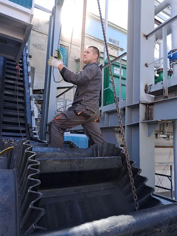 Corrugated Sidewall Conveyor Belt